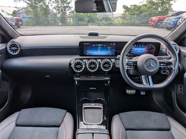 MERCEDES BENZ A class sedan