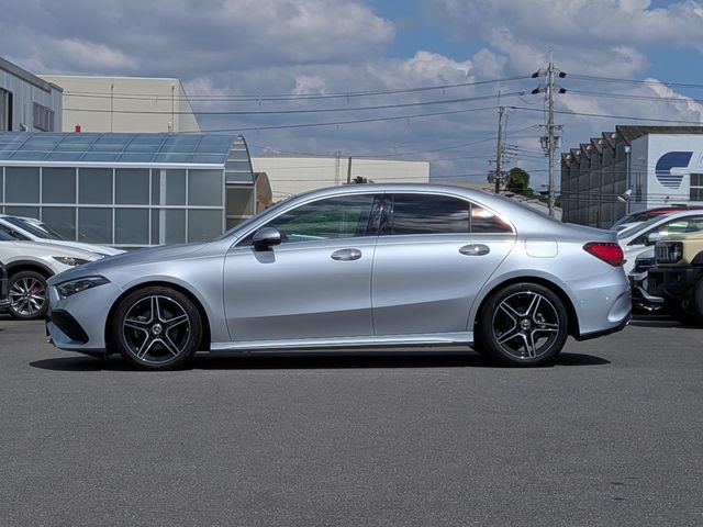MERCEDES BENZ A class sedan