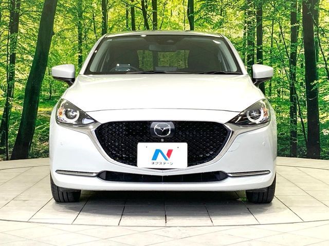 MAZDA2