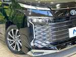 VOXY HYBRID