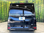 VOXY HYBRID