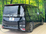 VOXY HYBRID