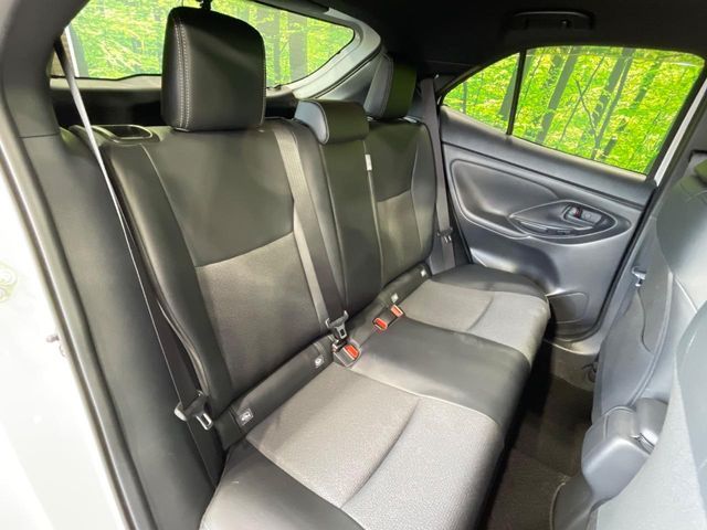 YARIS CROSS HYBRID