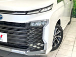 VOXY HYBRID