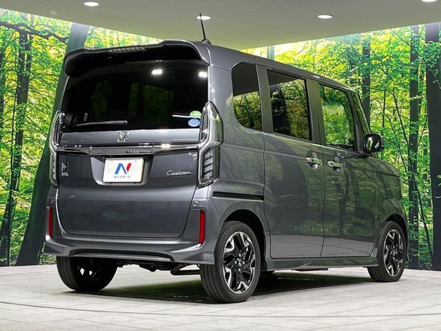 N BOX CUSTOM 4WD