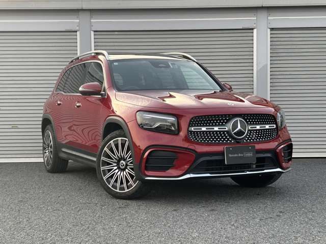 MERCEDES BENZ GLB
