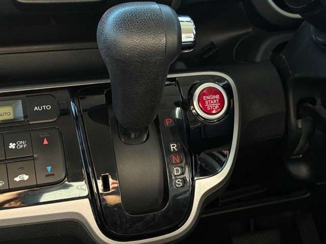 N BOX 4WD