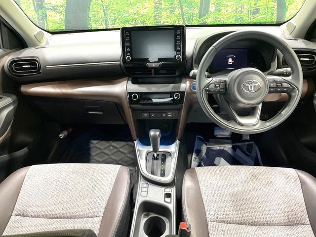 YARIS CROSS HYBRID