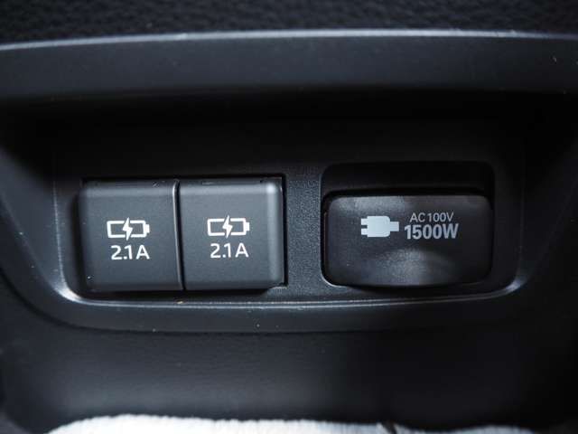 COROLLA TOURING HYBRID 4WD