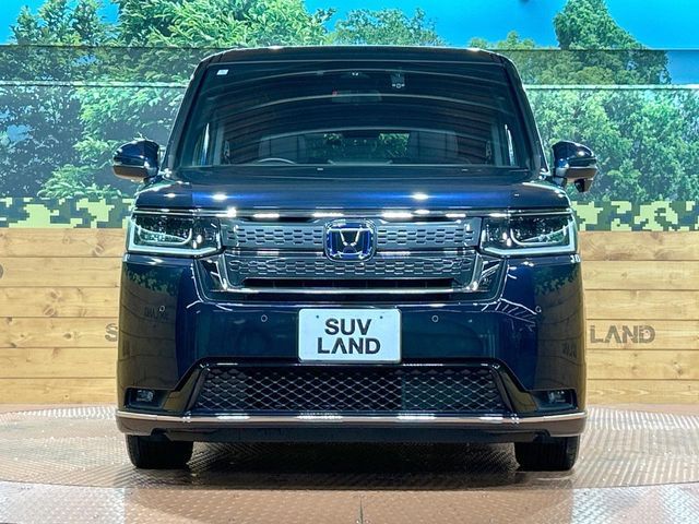 STEPWAGON e:HEV SPADA