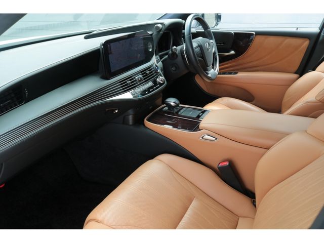 LEXUS LS500h