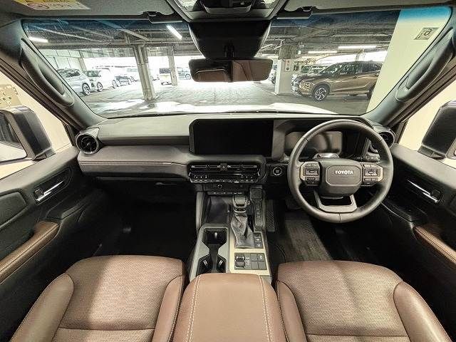 LANDCRUISER 250