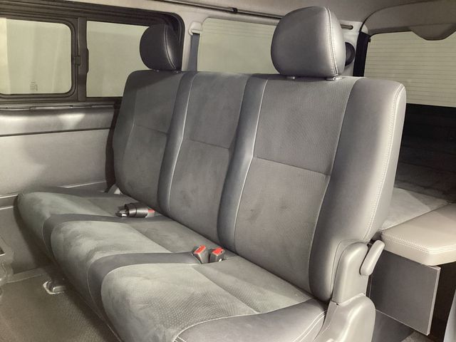 HIACE van 2WD