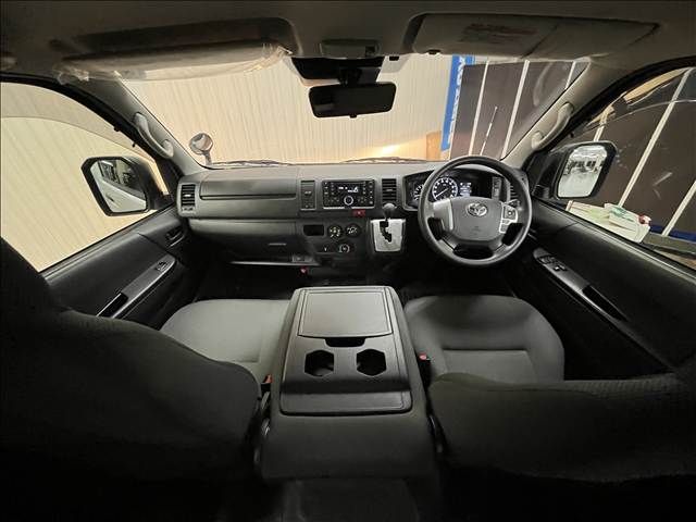 HIACE van 2WD