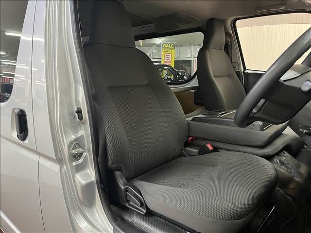 HIACE van 2WD