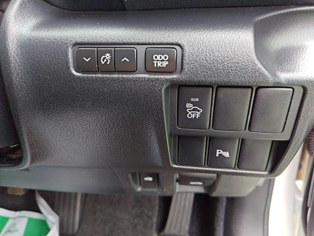 LEXUS IS300h