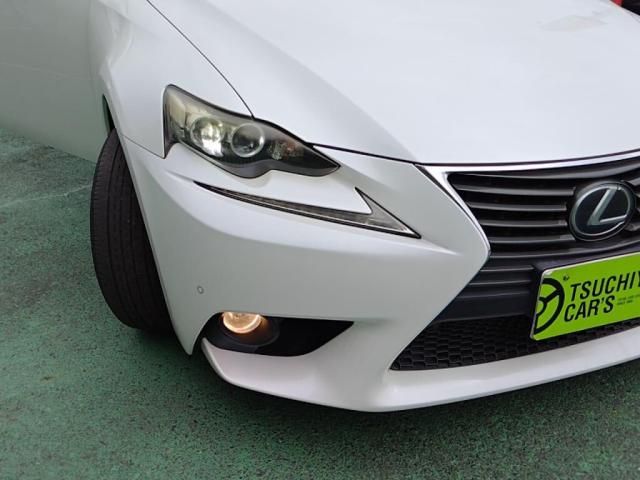 LEXUS IS300h