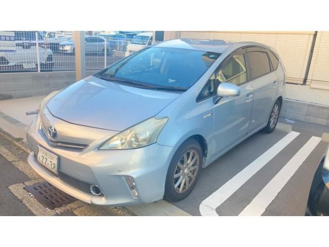 PRIUS Alpha