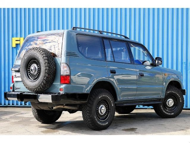 LANDCRUISER PRADO