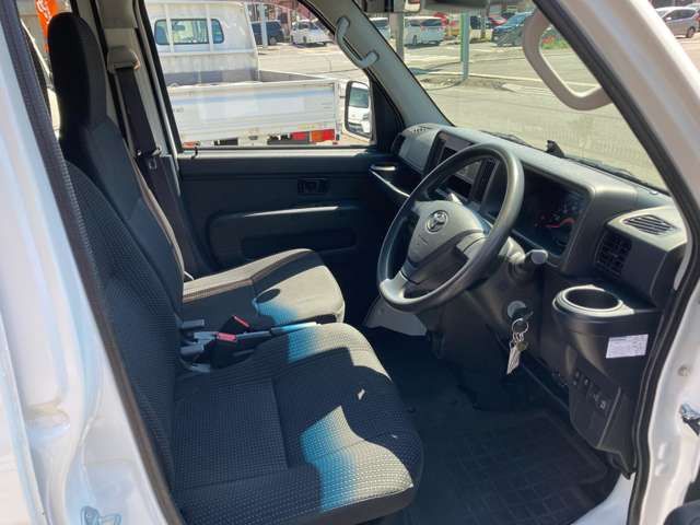 PIXIS van 4WD