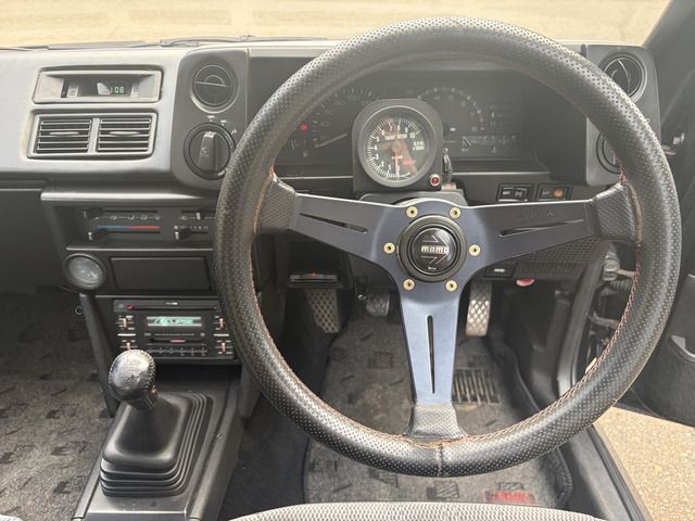 SPRINTER TRUENO hatchback