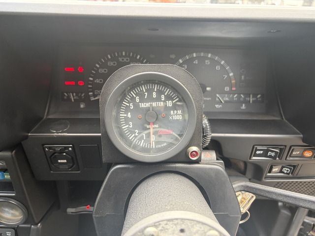SPRINTER TRUENO hatchback