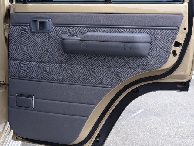 LANDCRUISER van