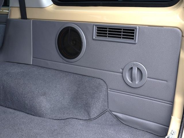 LANDCRUISER van