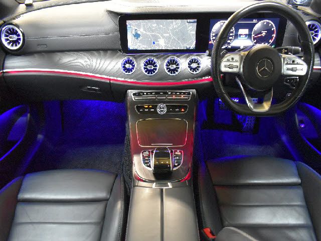 MERCEDES BENZ E class coupe