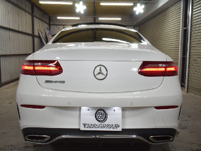 MERCEDES BENZ E class coupe