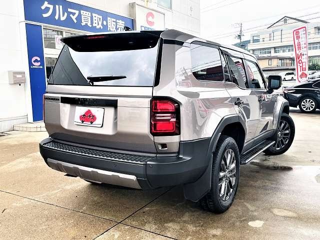 LANDCRUISER 250