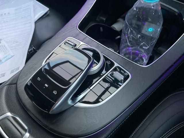 MERCEDES BENZ E class sedan
