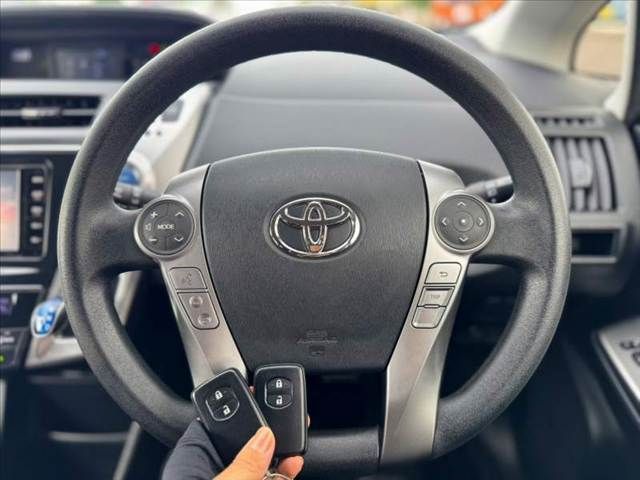 PRIUS Alpha