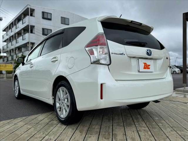 PRIUS Alpha