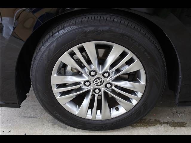 ALPHARD hybrid
