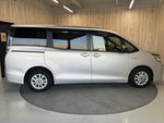 VOXY HYBRID
