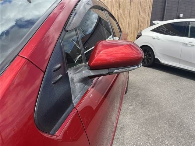 PRIUS 4WD