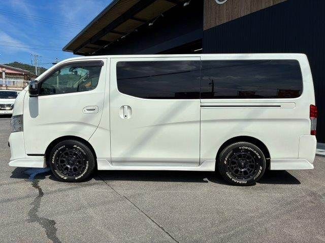 NV350 CARAVAN 4WD