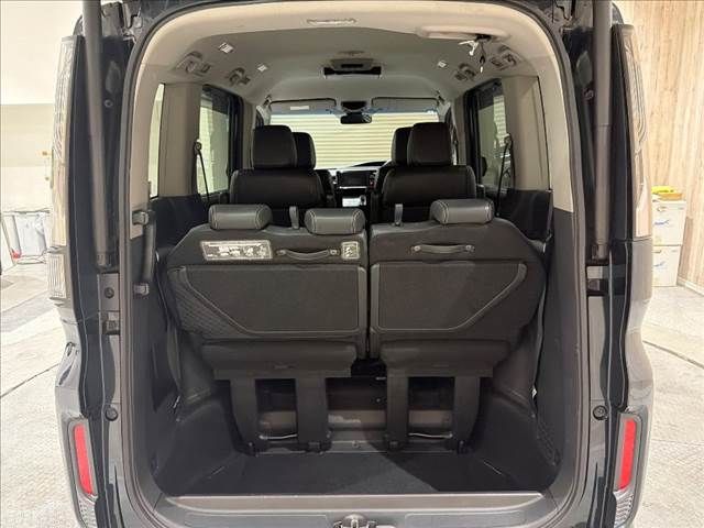 STEPWAGON e:HEV SPADA