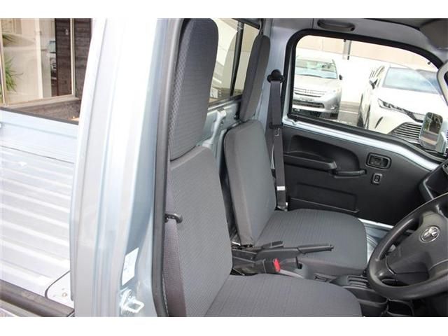PIXIS truck 4WD