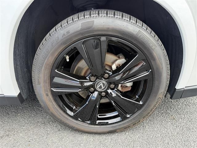LEXUS UX250h