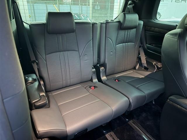 ALPHARD hybrid 4WD