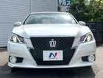 CROWN sedan