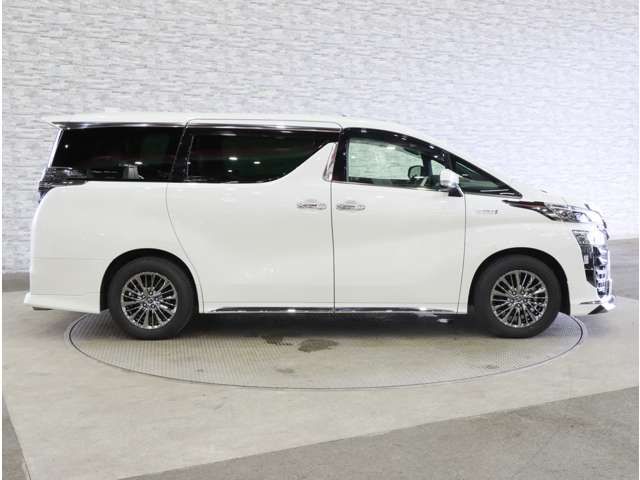 VELLFIRE  HYBRID 4WD
