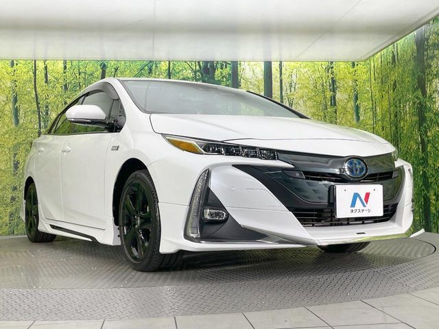 PRIUS PHV