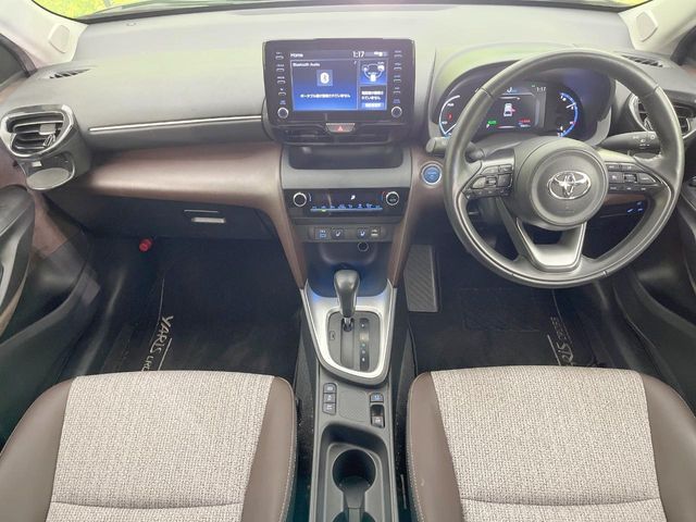YARIS CROSS HYBRID