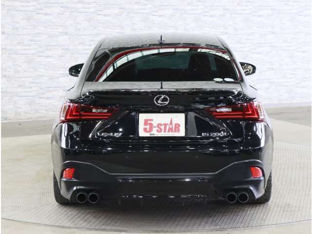 LEXUS IS200t