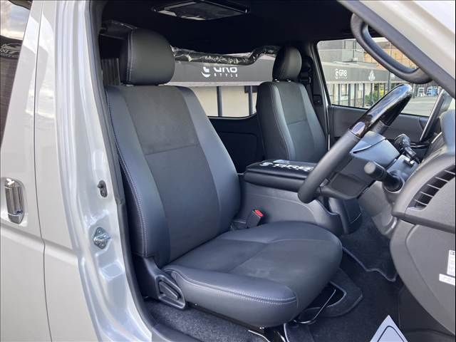HIACE van 4WD