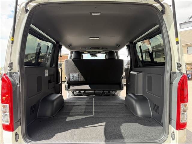 HIACE van 2WD
