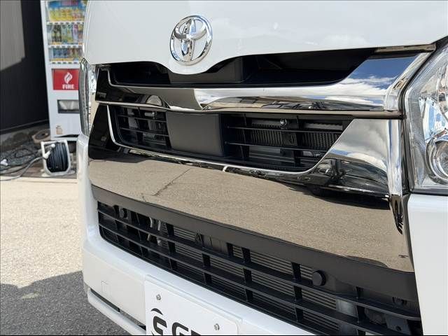HIACE van 2WD